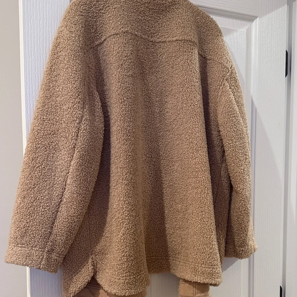 Banana Republic  Beige Sherpa Jacket - Picture 4 of 4